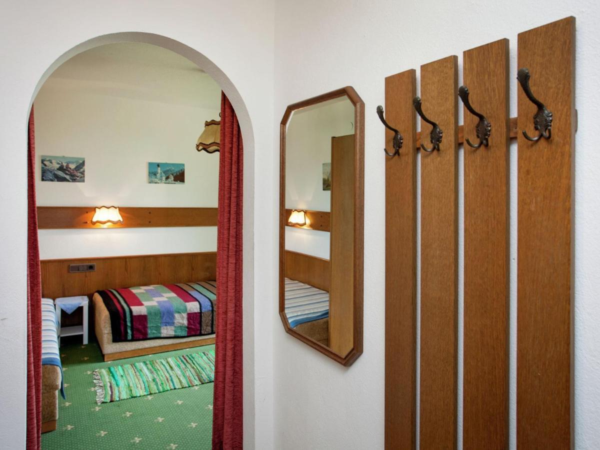 Apartment In Hart Im Zillertal With Garden Balcony Parking Fügen Buitenkant foto
