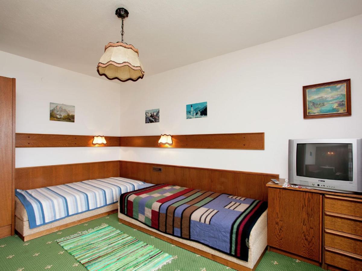 Apartment In Hart Im Zillertal With Garden Balcony Parking Fügen Buitenkant foto