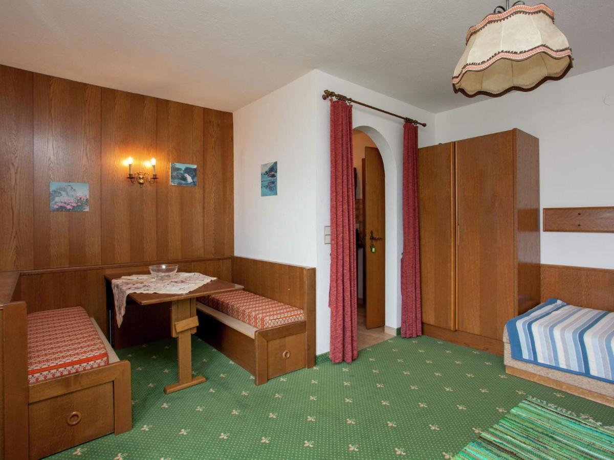 Apartment In Hart Im Zillertal With Garden Balcony Parking Fügen Buitenkant foto