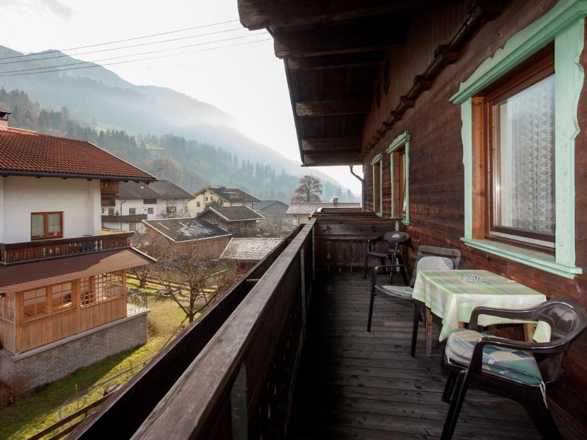 Apartment In Hart Im Zillertal With Garden Balcony Parking Fügen Buitenkant foto